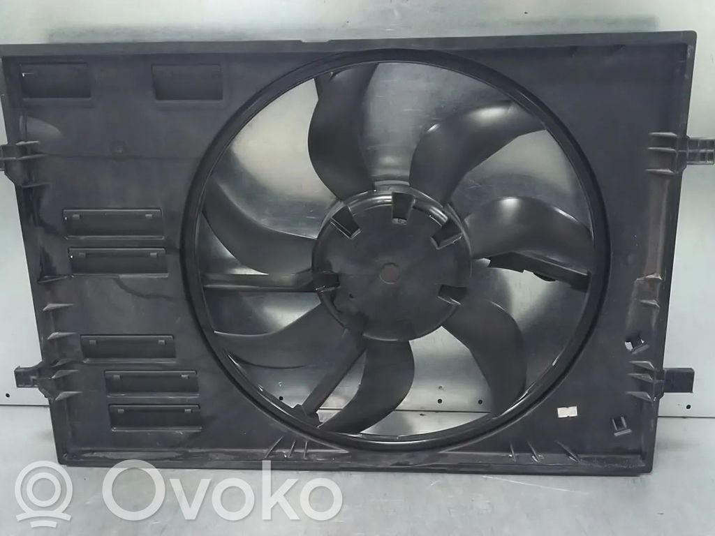 Volkswagen Golf VII Osłona wentylatora chłodnicy 