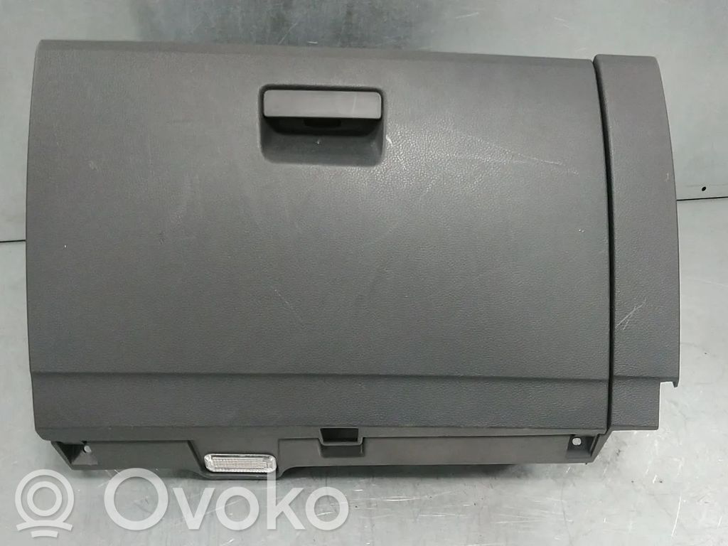 Seat Ibiza V (KJ) Daiktadėžės (bordačioko) komplektas 