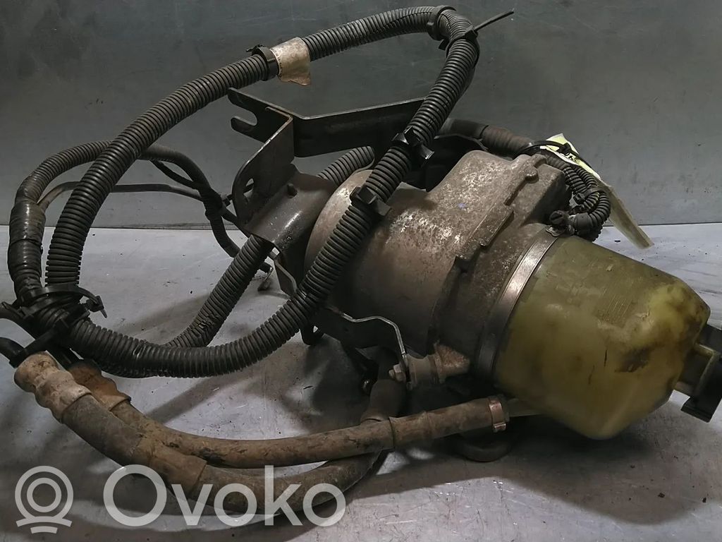 Opel Astra H Power steering pump 