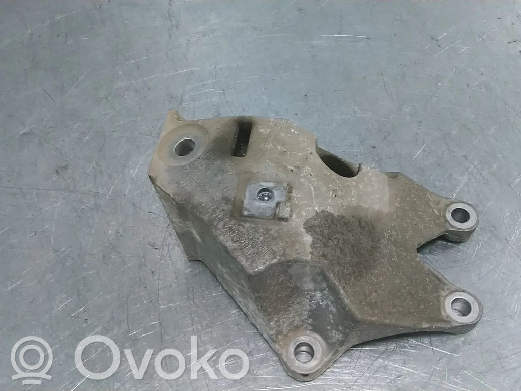 Engine mount bracket   22116876205,6876205,B47D20B