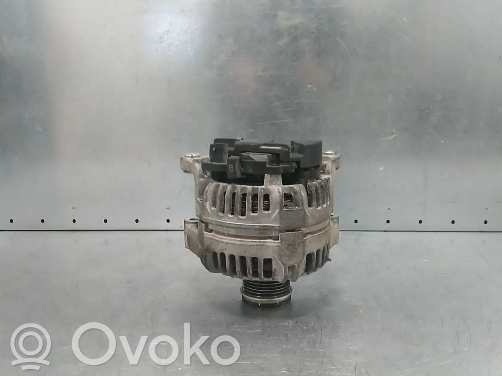 Opel Meriva B Alternator 