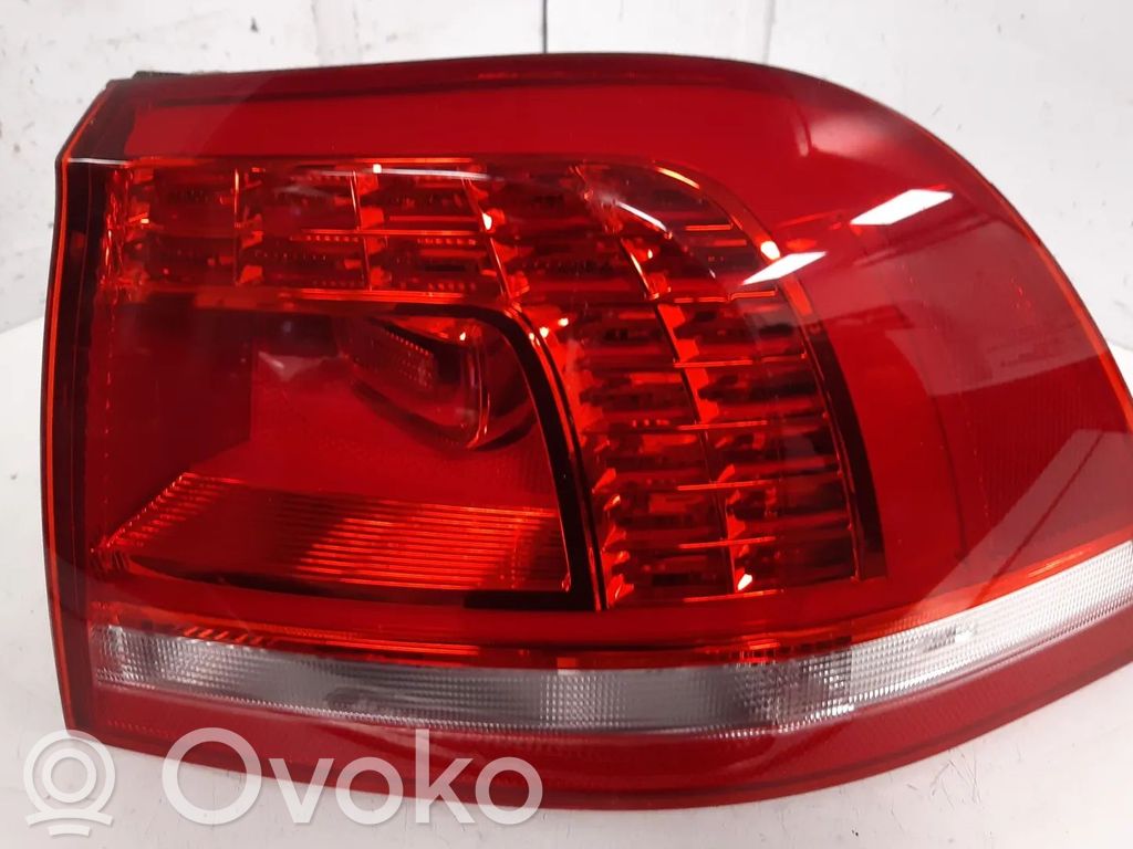 Volkswagen Touareg II Rückleuchte Heckleuchte