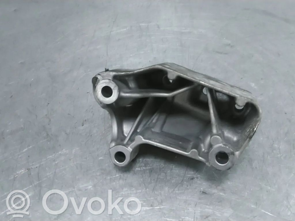 Volkswagen T-Roc Pārnesumkārbas spilvens 