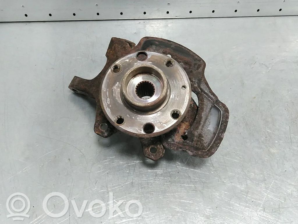 Opel Corsa B Etupyörän navan laakerikokoonpano 