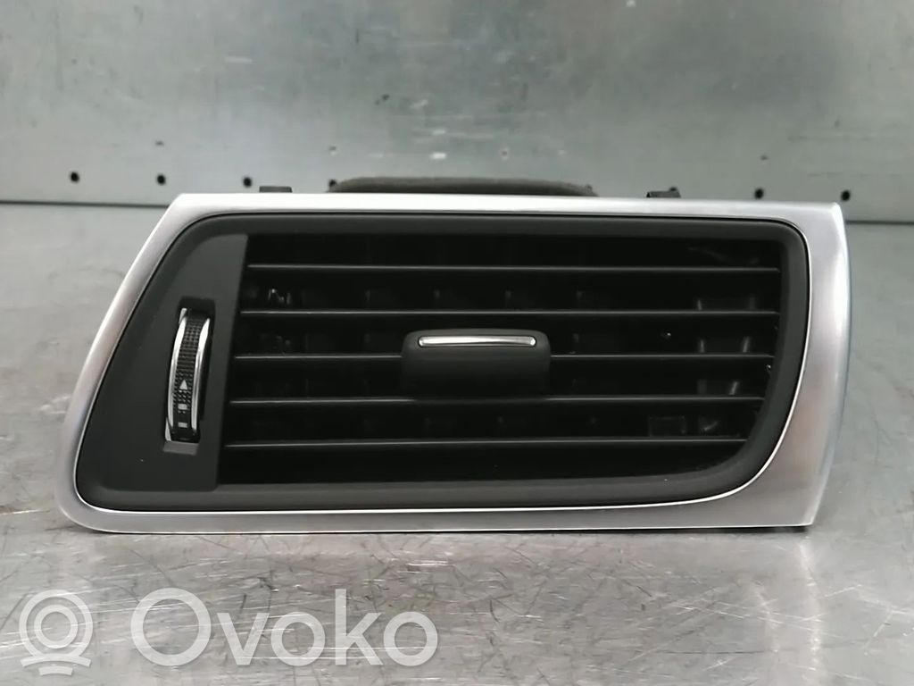 Audi A7 S7 4G Boczna kratka nawiewu deski rozdzielczej 