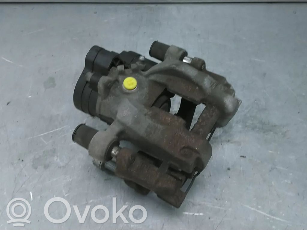 Volkswagen Tiguan Tylny zacisk hamulcowy 