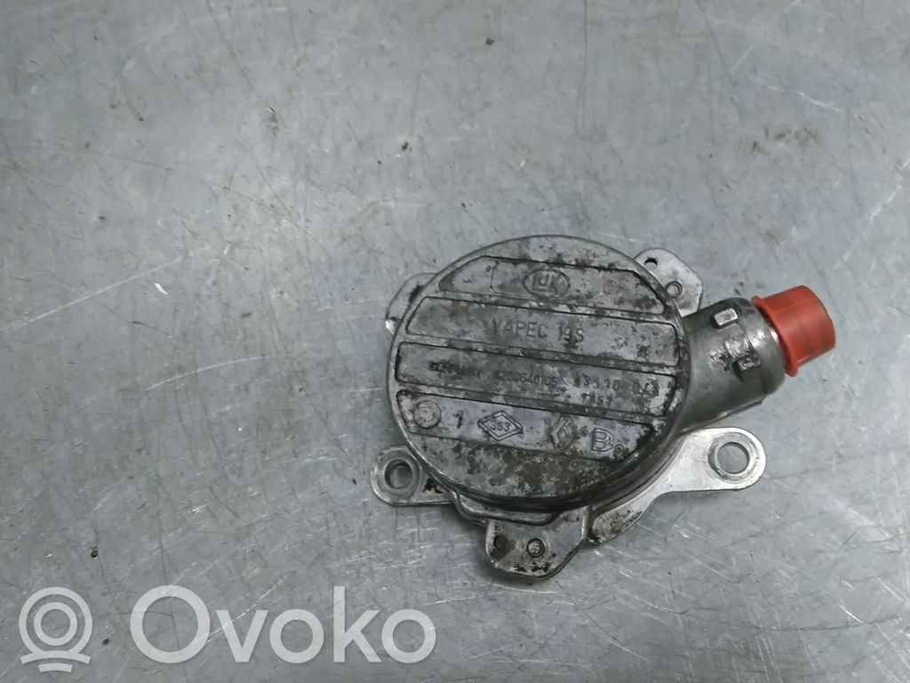 Renault Trafic II (X83) Vacuum pump 