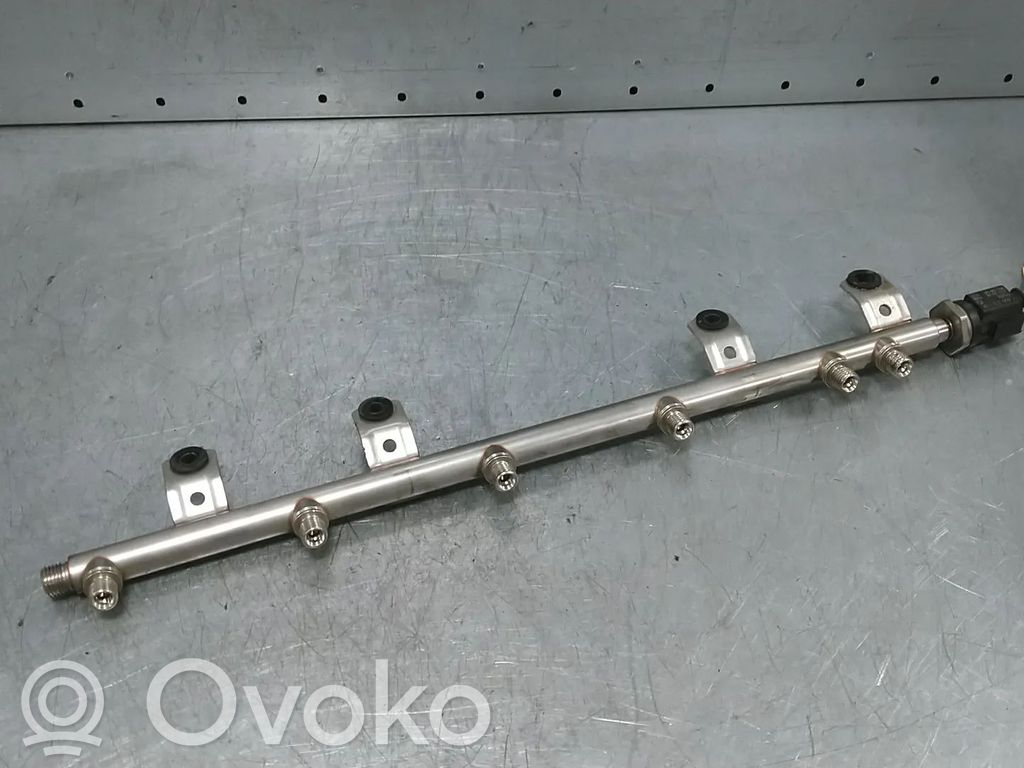 BMW 3 F30 F35 F31 Polttoainepääputki 