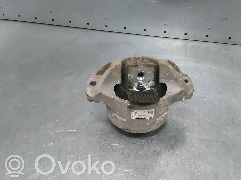 Porsche Panamera (971) Engine mount bracket 