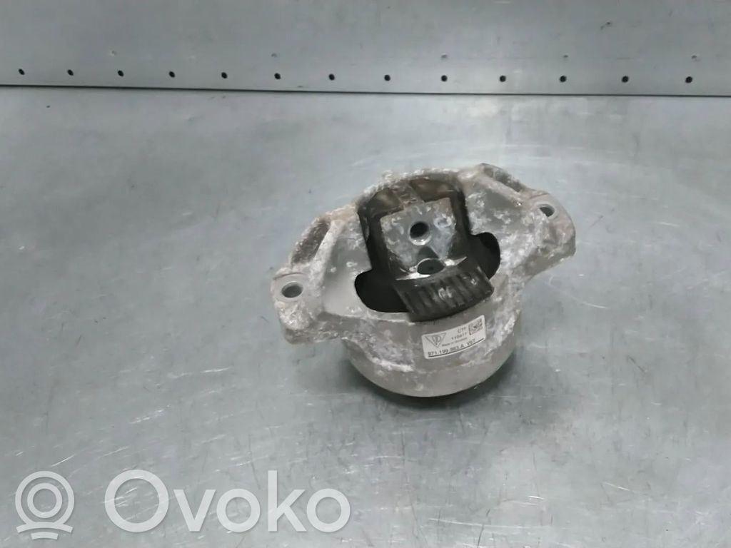 Porsche Panamera (971) Engine mount bracket 