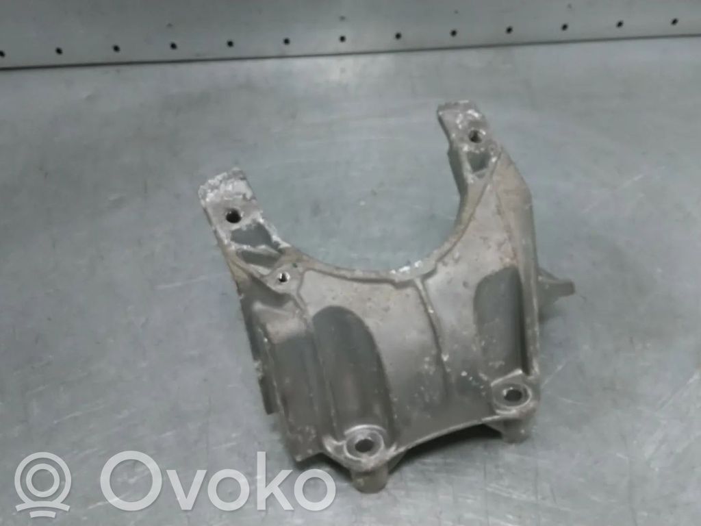 Porsche Panamera (971) Engine mount bracket 