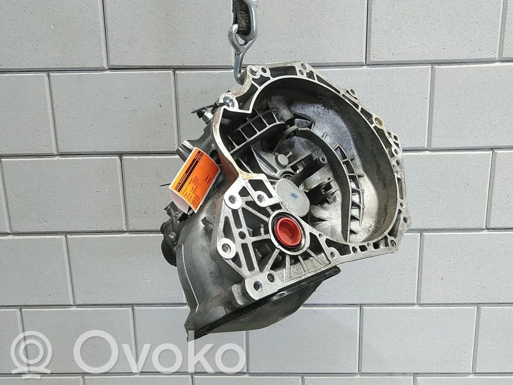 Opel Corsa D Cutie viteze manuală cu 5 trepte 