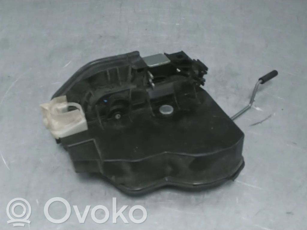 Front door lock   7202143,51217059967,51217167065,51217167071,51217167077,51217202143,51217229455,51217229461,51217318411,7059967,7167065,7167071,7167077,7202149,7229455,7229461,7283629,7318411