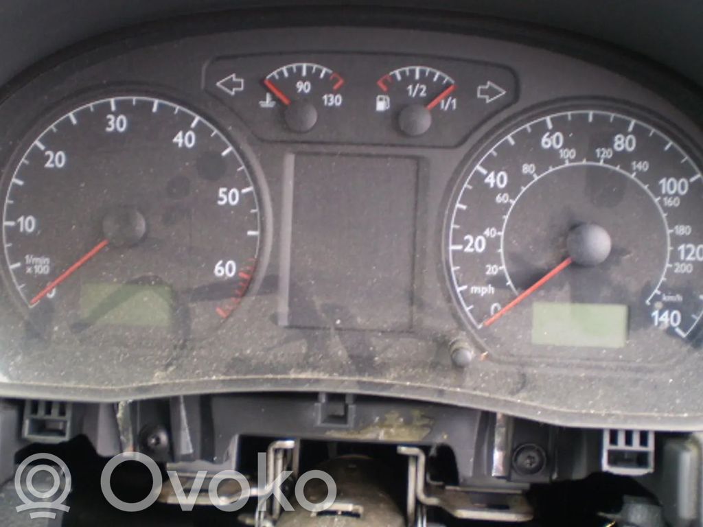 Volkswagen Polo Nopeusmittari (mittaristo)