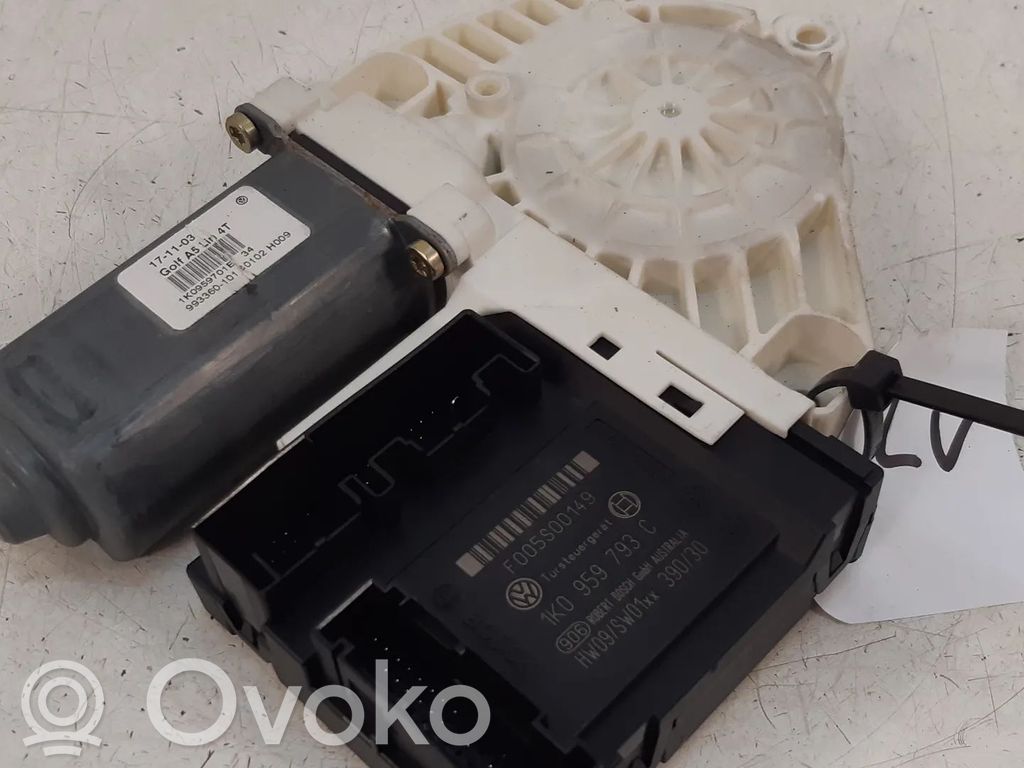 Silnik regulatora szyby drzwi przednich   1K0959701Z02,1K0959701E,1K0959701Z,1K0959793C
