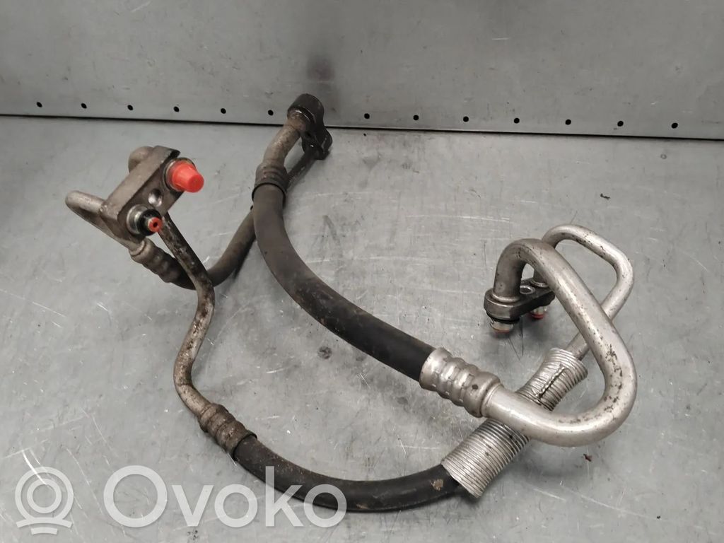 Opel Corsa D Ilmastointilaitteen putki (A/C) 