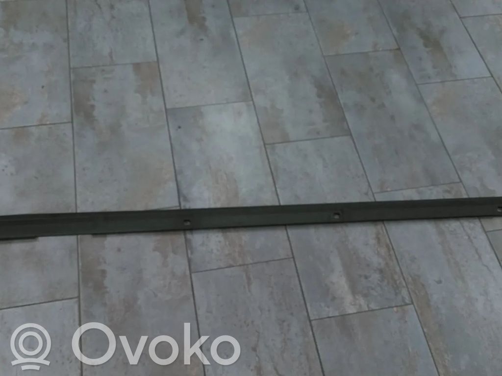 Audi Q2 - Protección inferior lateral 