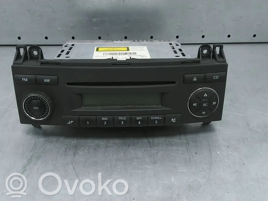 Panel / Radioodtwarzacz CD/DVD/GPS   A9068200079