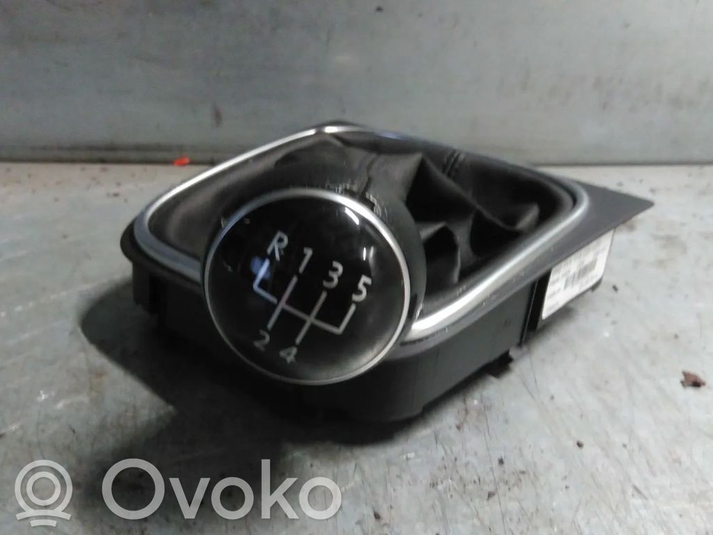 Volkswagen Golf VI Altra parte interiore 