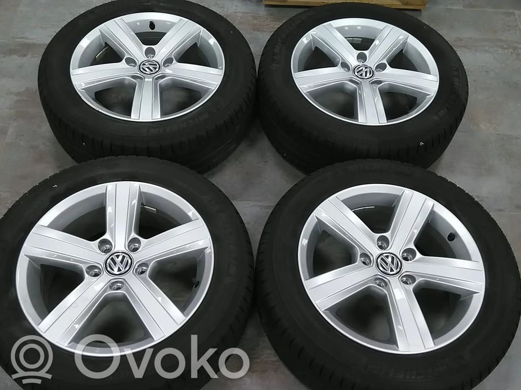 Volkswagen Golf VII Felgi aluminiowe R24