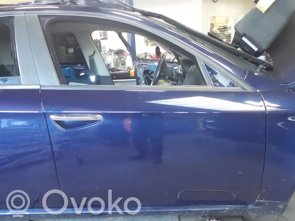 Alfa Romeo 159 Priekinės durys 