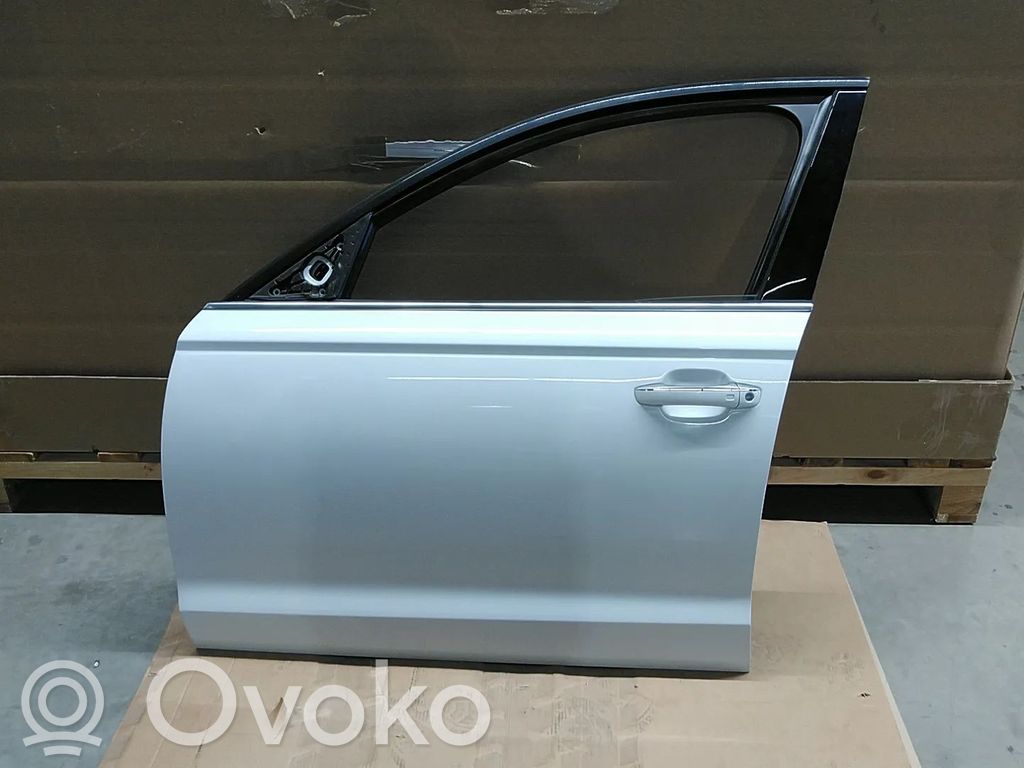 Etuovi   4G0831051