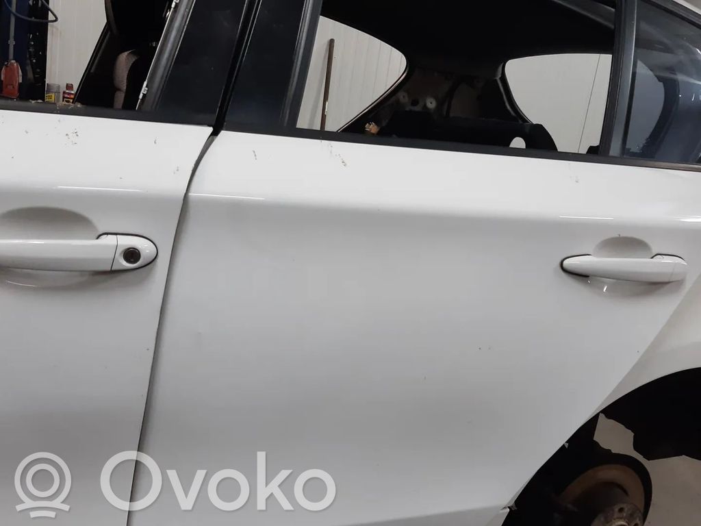 BMW 1 E81 E87 Galinės durys 