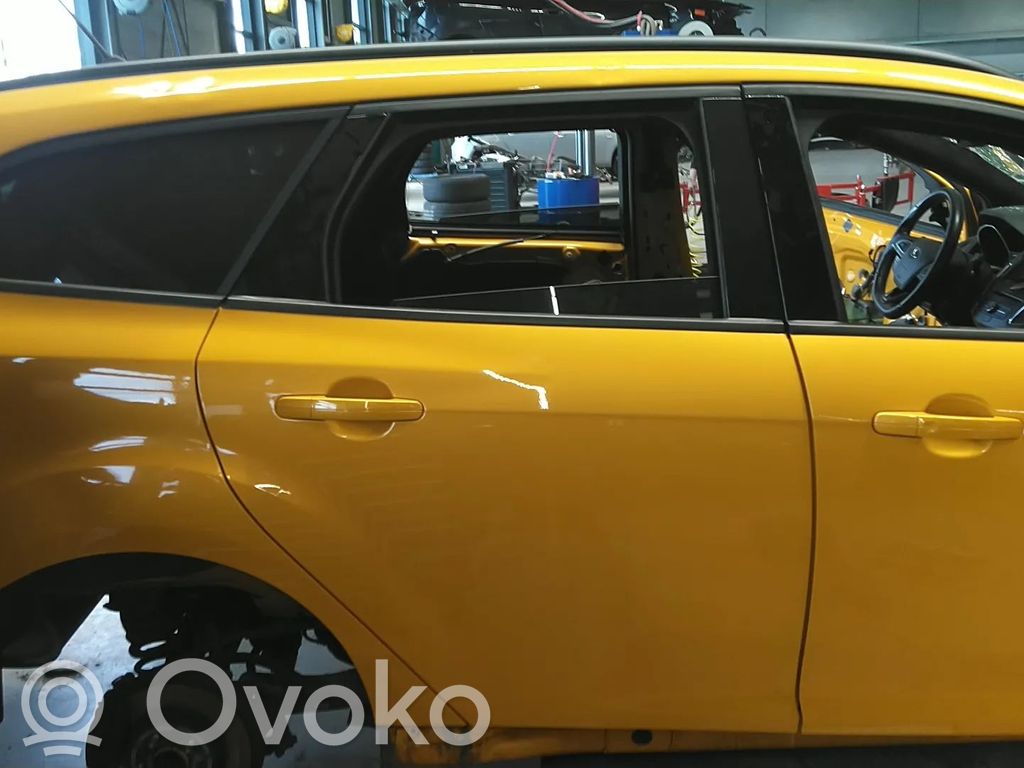 Ford Focus Galinės durys 