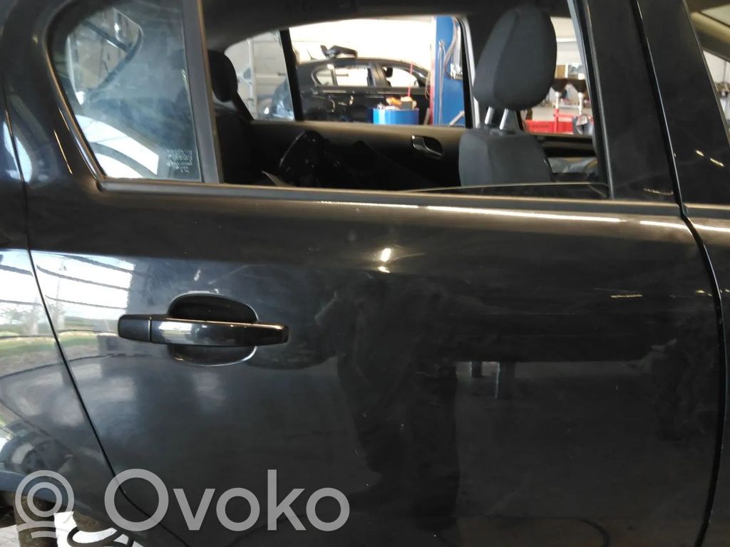 Opel Corsa D Galinės durys 
