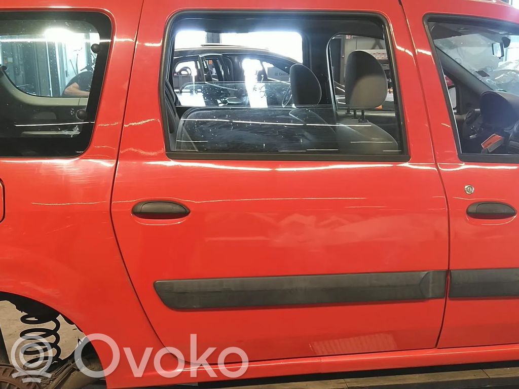 Dacia Logan I Puerta trasera 