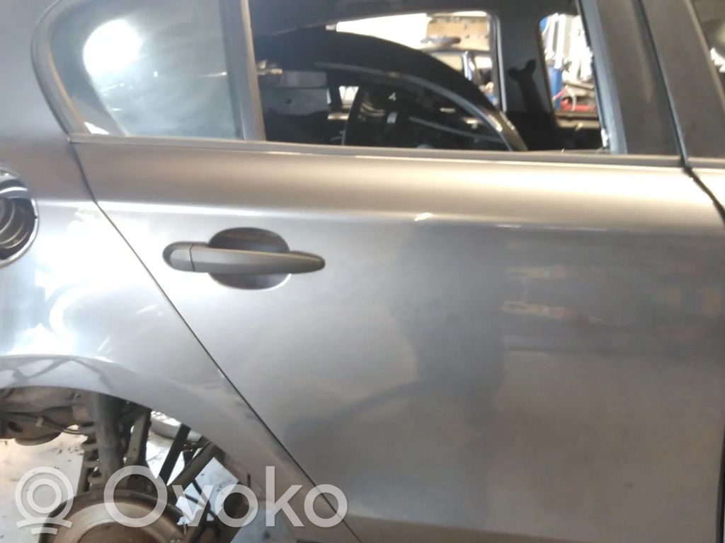 BMW 1 E81 E87 Galinės durys 
