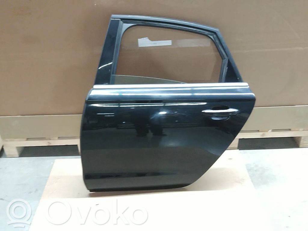Puerta trasera   4G5833051