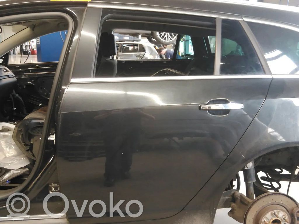 Opel Insignia A Puerta trasera 