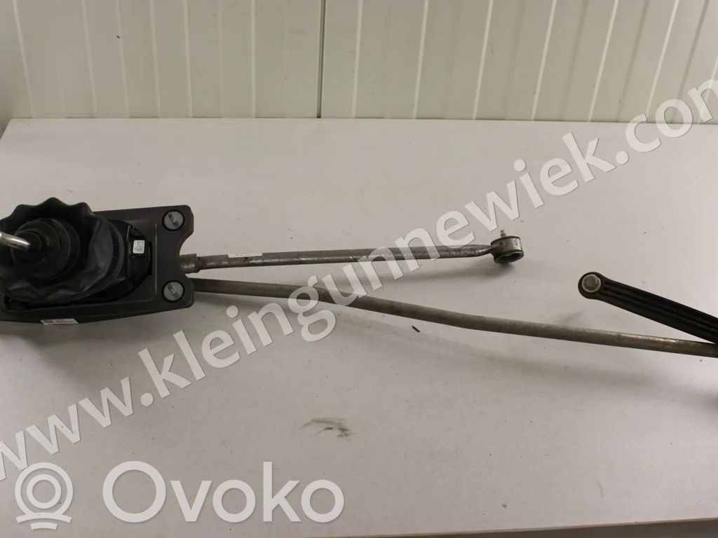 Audi A5 8T 8F Lewarek zmiany biegów / górny 