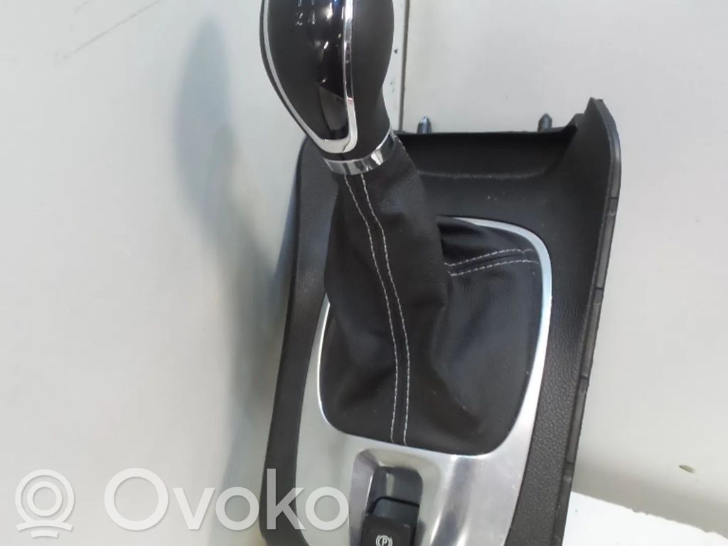 Opel Meriva B Lewarek zmiany biegów / górny 