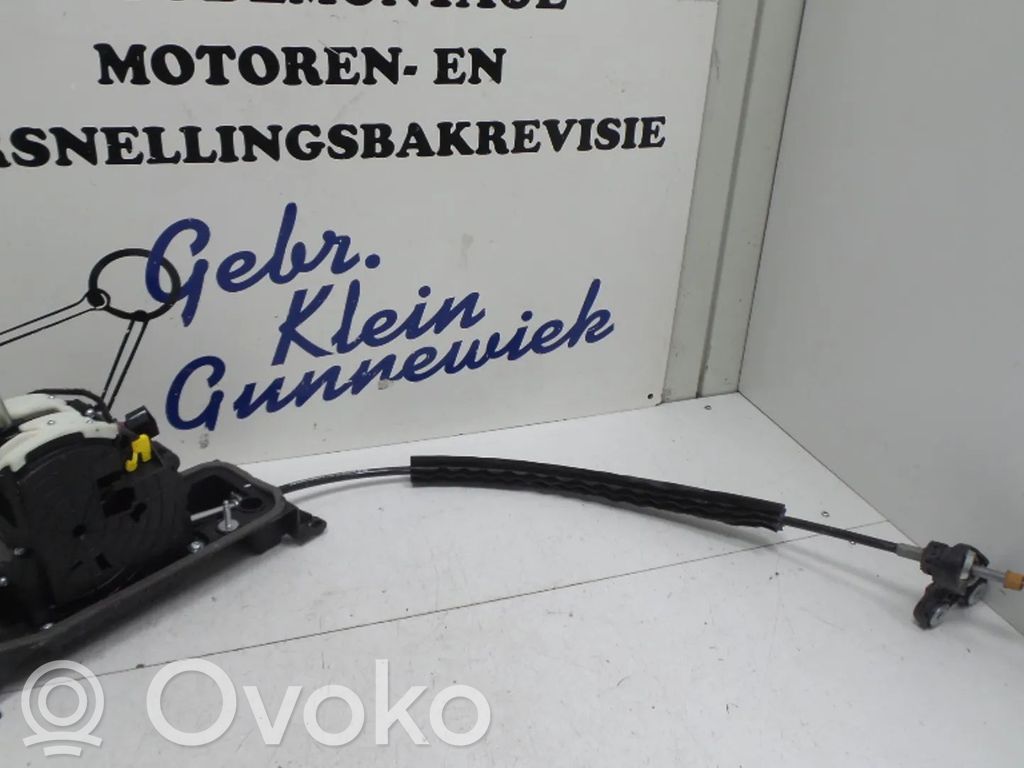Audi A3 S3 8V Vaihteenvalitsimen verhoilu 