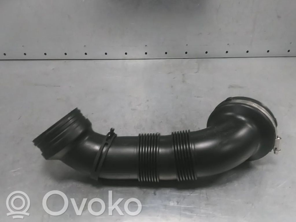 Volkswagen Golf VIII Einzelteil Lufteinlasskanal 