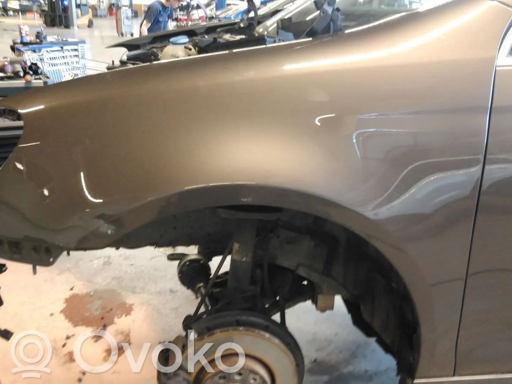 Volkswagen Golf VI Lokasuoja 