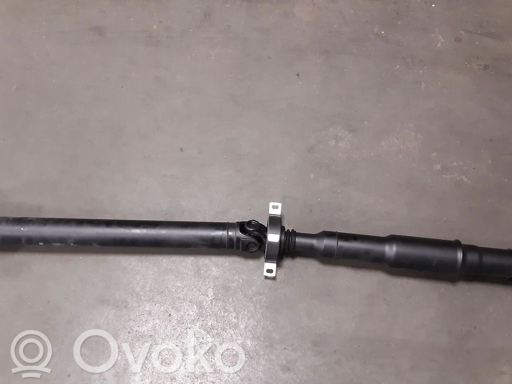 BMW 3 G20 G21 Środkowy wał napędowy 