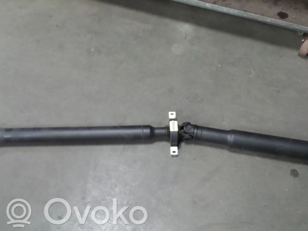 BMW 3 F30 F35 F31 Środkowy wał napędowy 