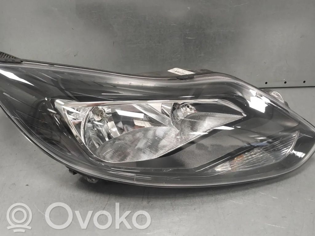 Ford Focus Priekšējais lukturis 