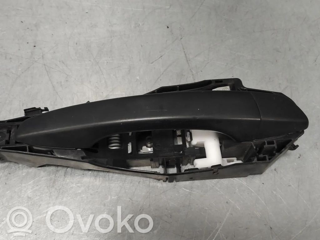 Opel Vivaro Cubierta/tapa de puerta delantera 