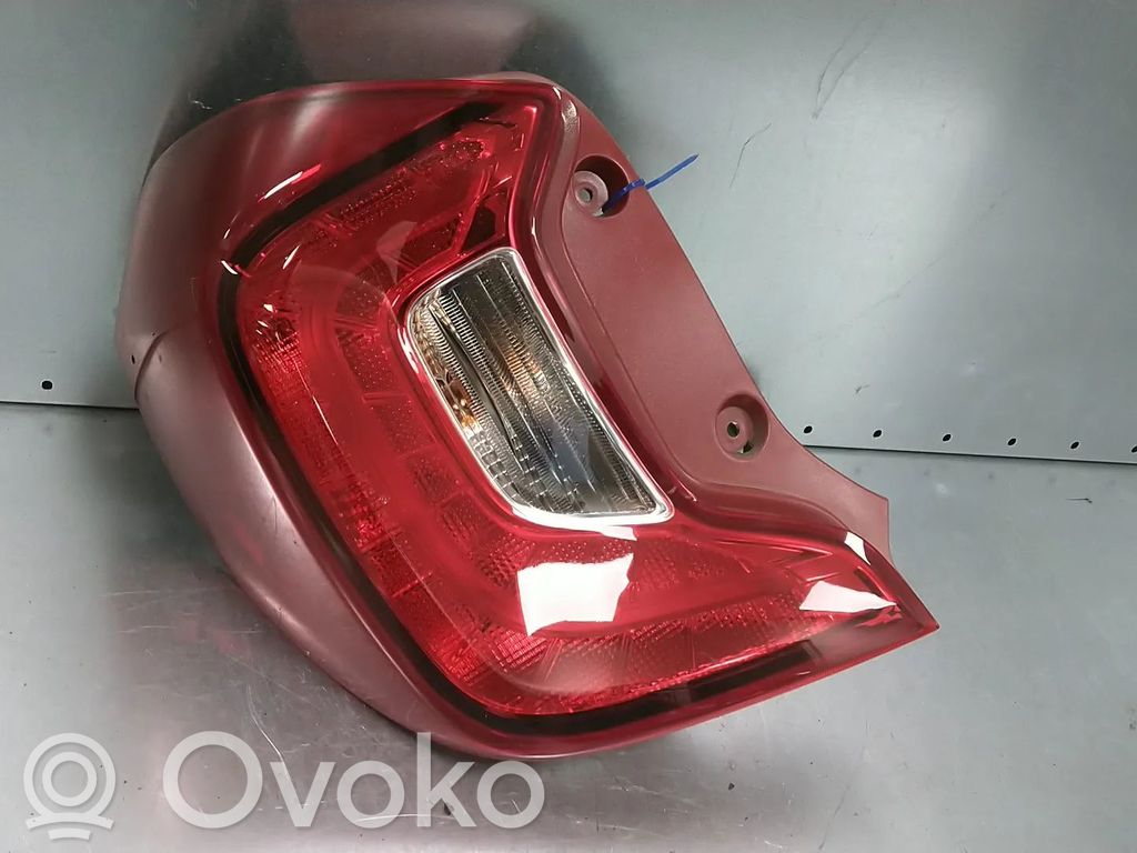 Takavalot   92401G6000