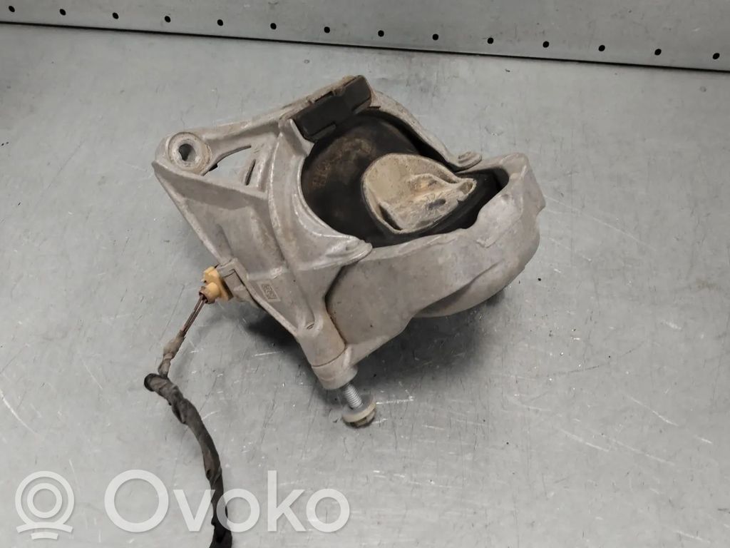 Audi Q5 SQ5 FY Engine mount bracket 