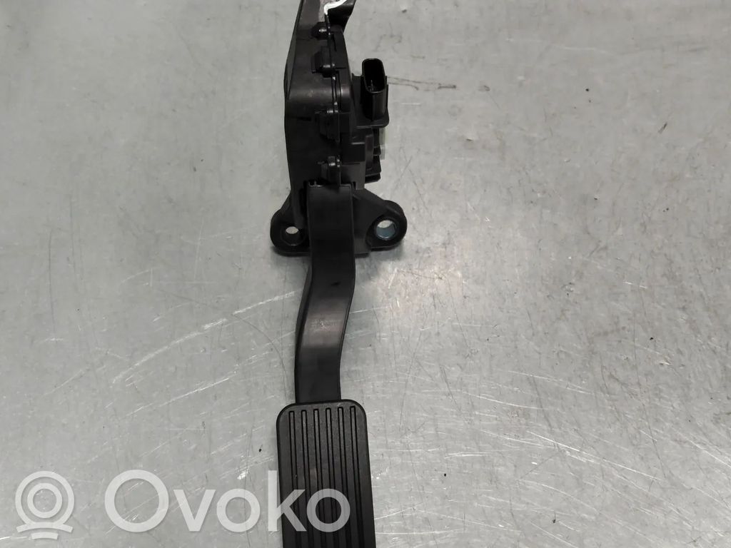 KIA Niro Kaasupolkimen asentoanturi 