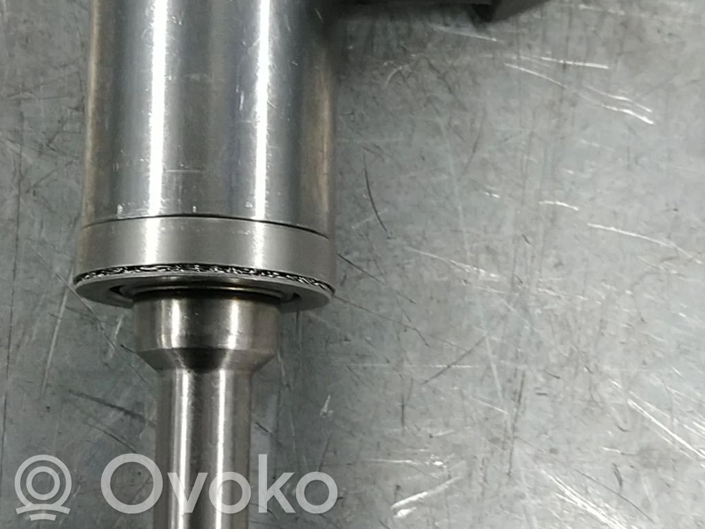 Ford Focus Fuel injector 