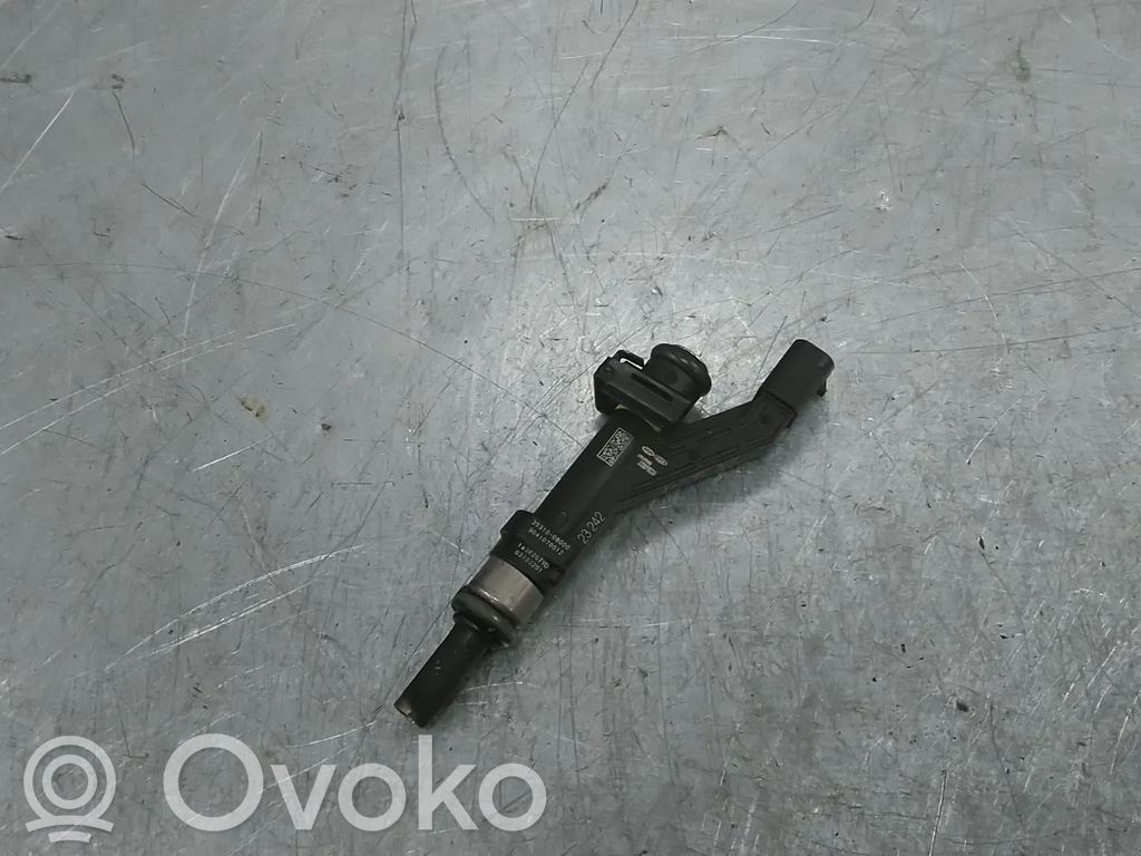 KIA Picanto Polttoainesuutin 