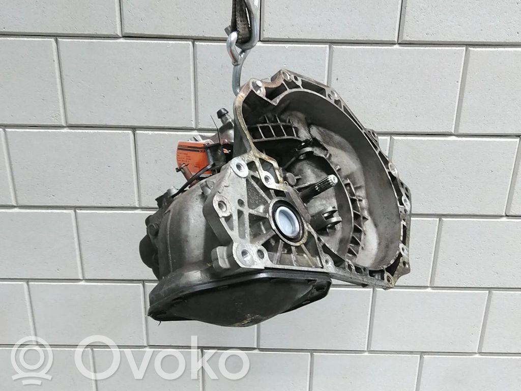 Opel Corsa D Mehāniska 5 ātrumu pārnesumkārba 