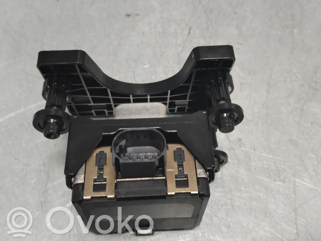 Volkswagen PASSAT B8 Sterownik / moduł tempomatu 