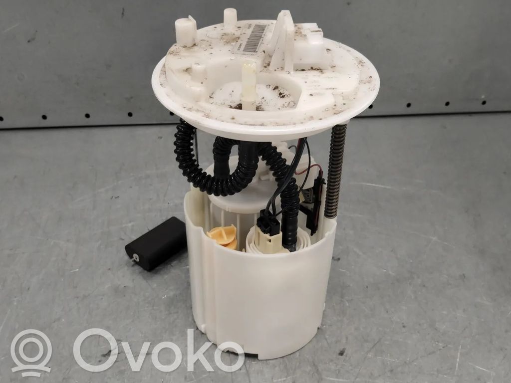 Opel Corsa D Bomba interna de combustible 